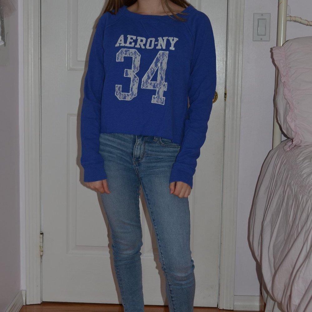 [Aeropostale] Blue Lace Logo Crew Neck